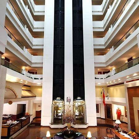 Hotel Sagar Plaza City Centre Pune Esterno foto