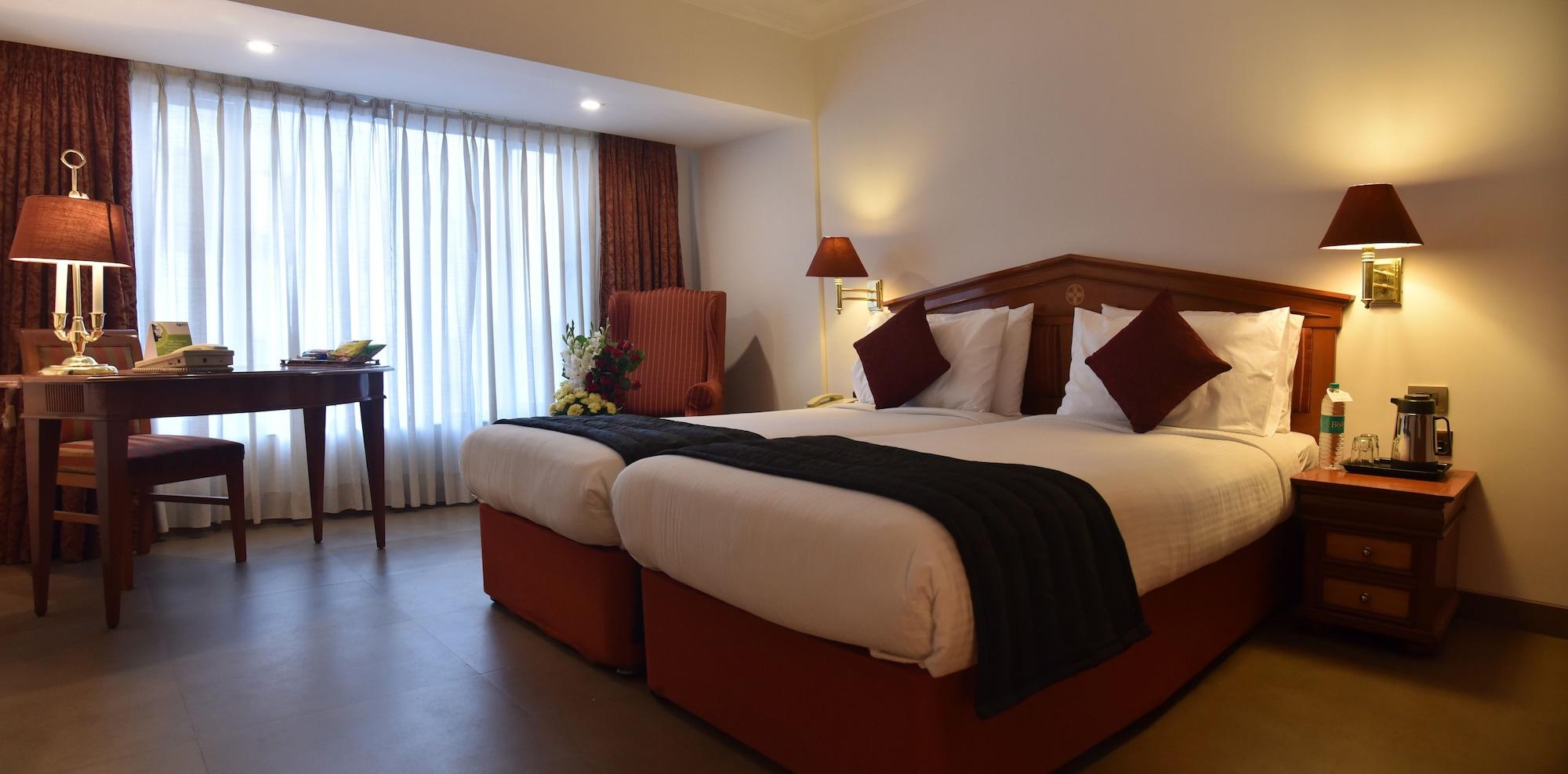Hotel Sagar Plaza City Centre Pune Esterno foto