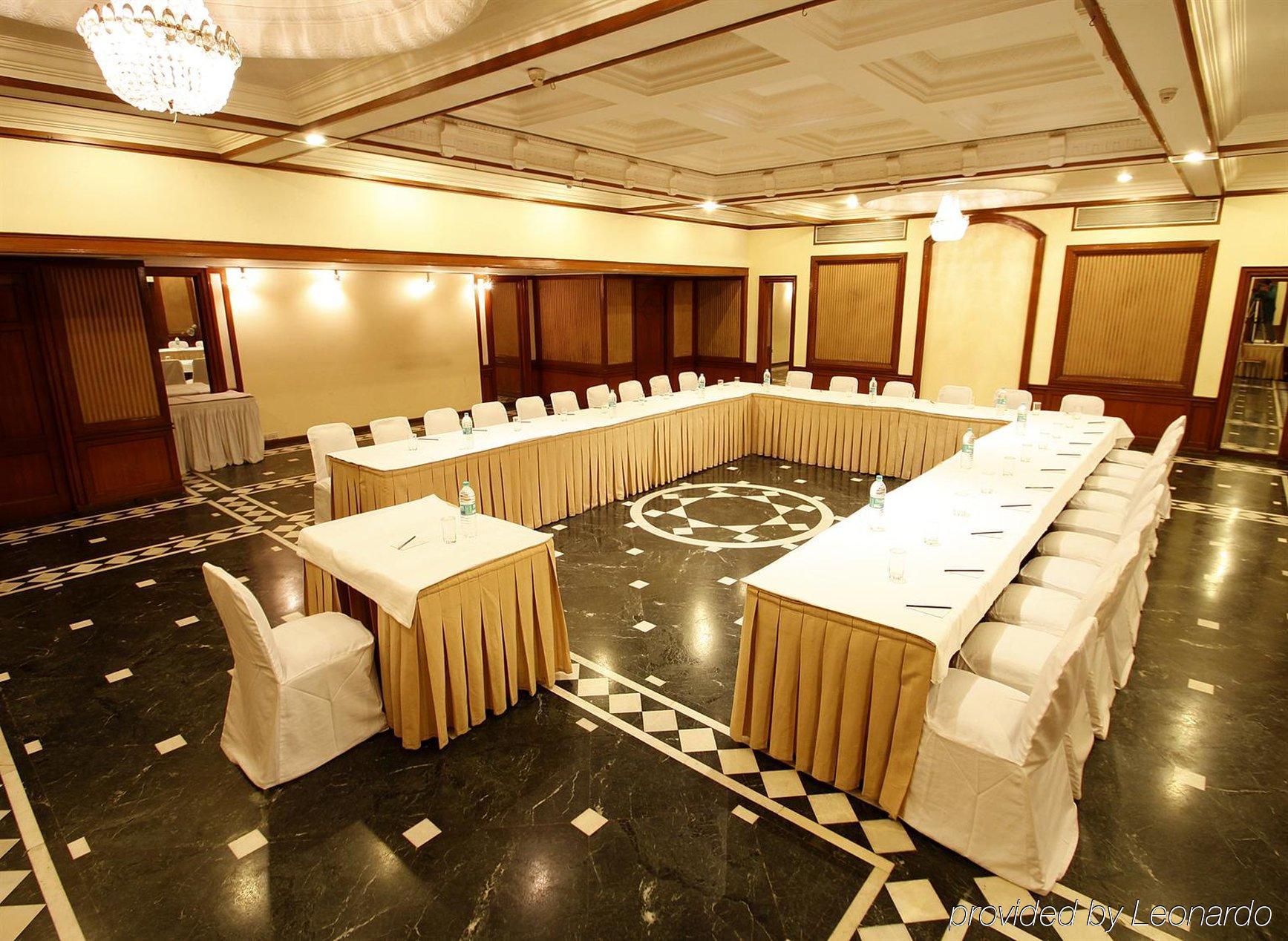 Hotel Sagar Plaza City Centre Pune Servizi foto